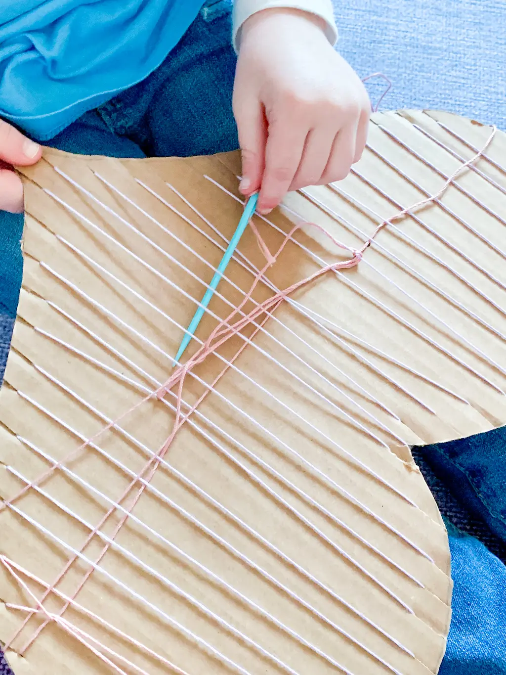 DIY Weaving Board - DIY - Playgarden Online