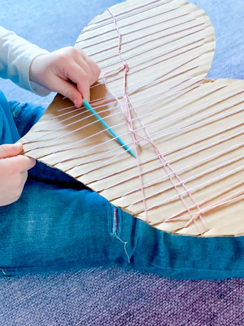 DIY Weaving Board - DIY - Playgarden Online